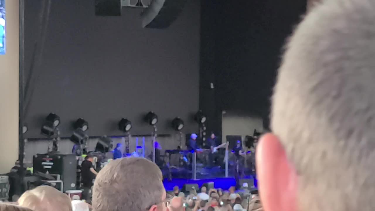 Stevie Nicks "Outside The Rain"