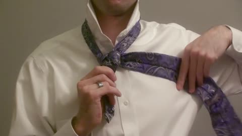 How to Tie a Tie