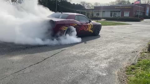 Hellcat Line-Lock Burn out