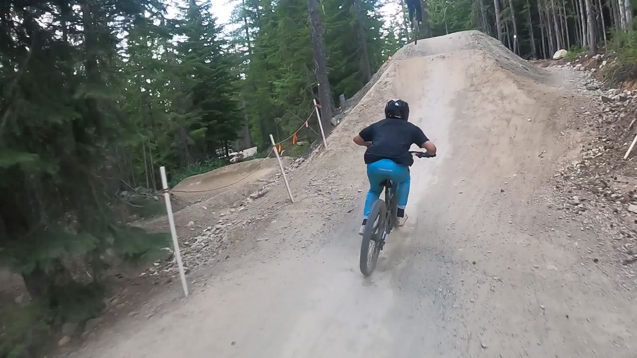 LAP OF DIRT MERCHANT - Whistler Bike Park 2023