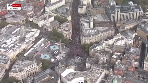 LONDON HAS FALLEN Tensions rise as Pro-Palestine protesters continue