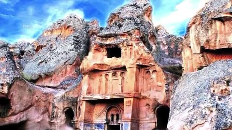 The Derinkuyu Style Underground Cities Are All Over the World