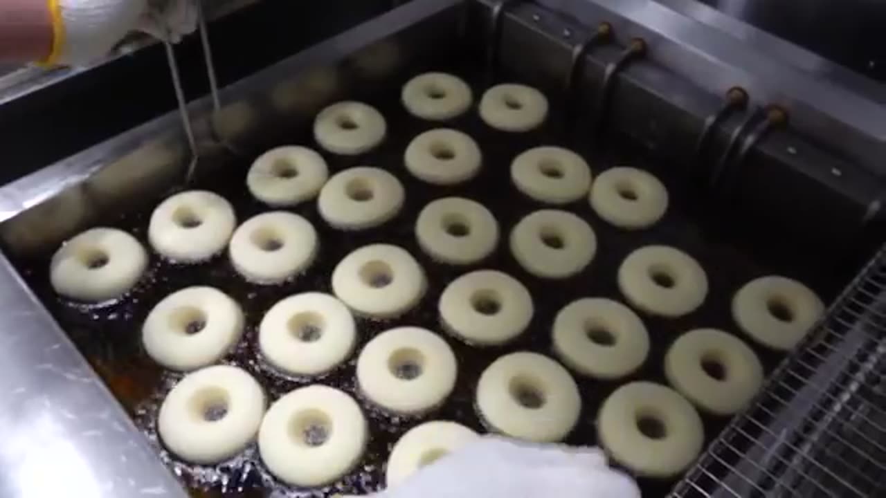 Donuts sold out every day! American style Donut Master - Korean street food