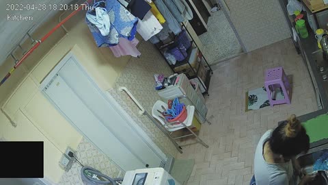 kitchen day n night 20220428