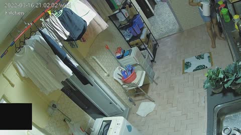 kitchen day n night 20220316