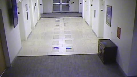 8441OHOB06MainElevatorLobby_2021-01-06_02h00min00s417ms.mp4
