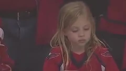 Hockey player made a day for a young cheerleader