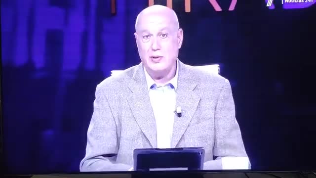 Programa de esta noche CON OTRA MIRADA testimonios de afectados por las vacunas