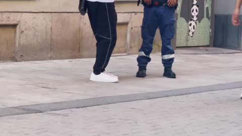 Etogbi Confusing the Police in Sweden Prank