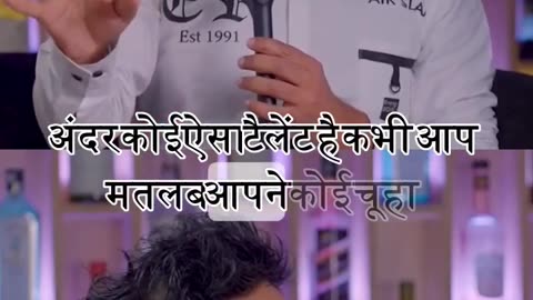 पीले और इंटरव्यूकर्ता के बीच मजेदार बातचीत है जिसमें पीले के भविष्य की योजनाओं पर बात हो रही है