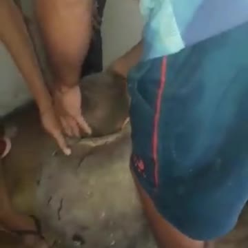 boy gets trapped inside a jar and needs to be saved!