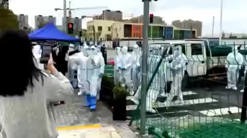 Heartbreaking lockdown in china