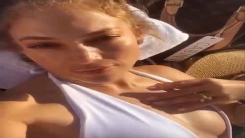 Divorce Alert! Jennifer Lopez Seeing on Vacation Without Ben - Are Things Good #jlo #benaffleck