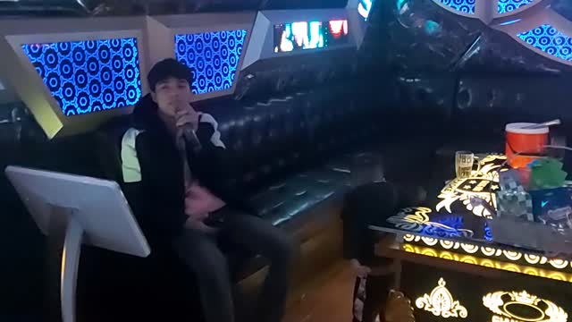 boys love to sing
