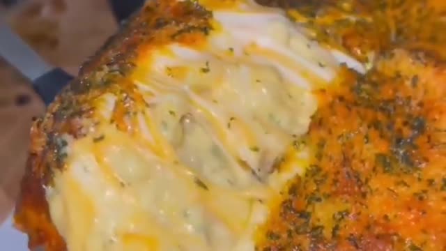 Bread with cheese🍕