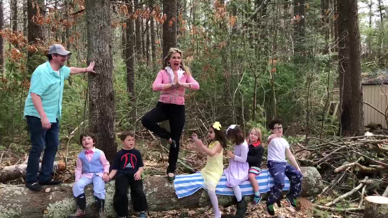 Yoga fail: Epic wipeout on log in front of kids