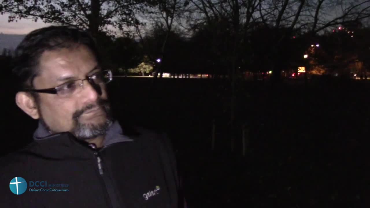Dawah team goes through the list of questions. DCCI at Speakers Corner