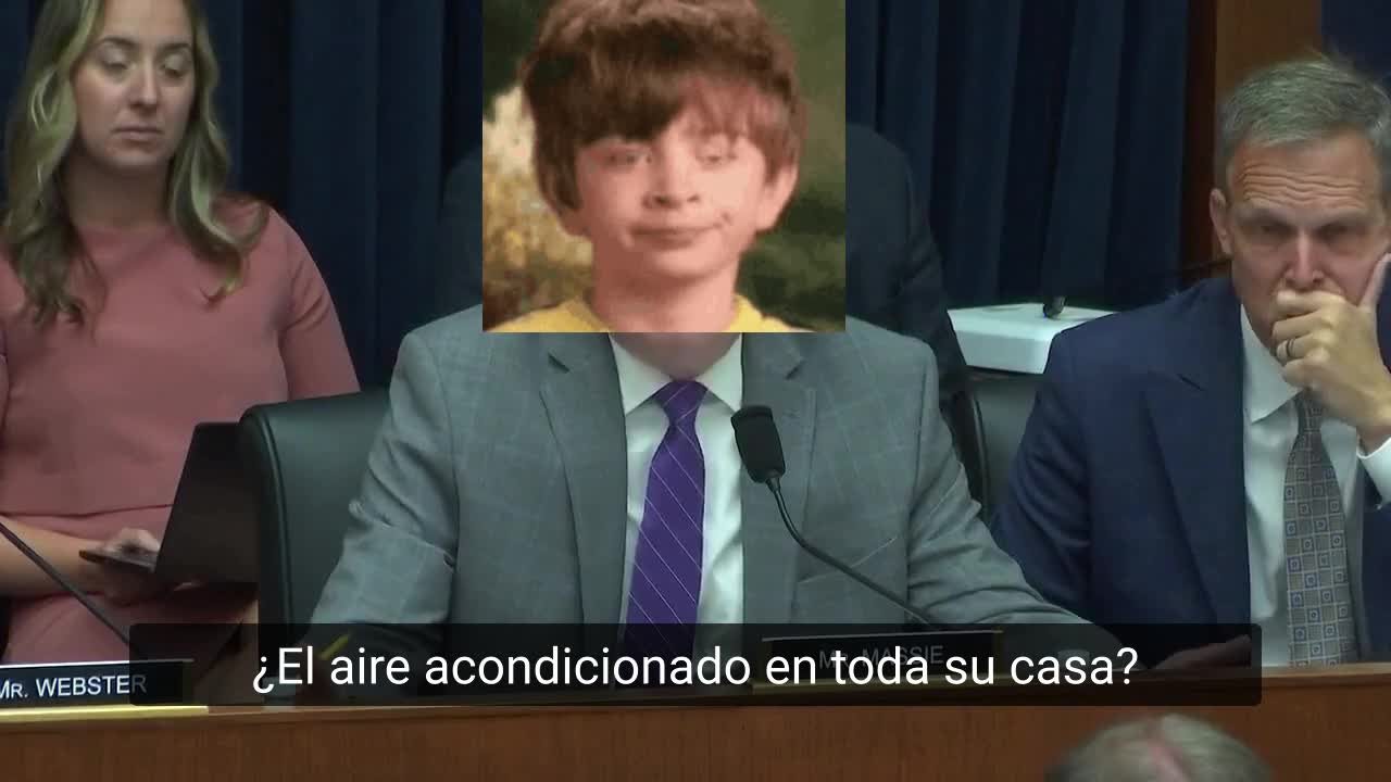 YOU HAD ME DANCING THERE! LET´S HEAR IT FOR ELON MUSK!!