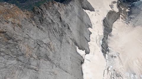 Once in a lifetime flight along the eastern ridge of the Eiger-9