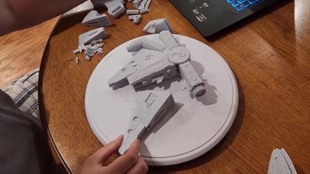 3D Printing: Fab365 Free Millennium Falcon