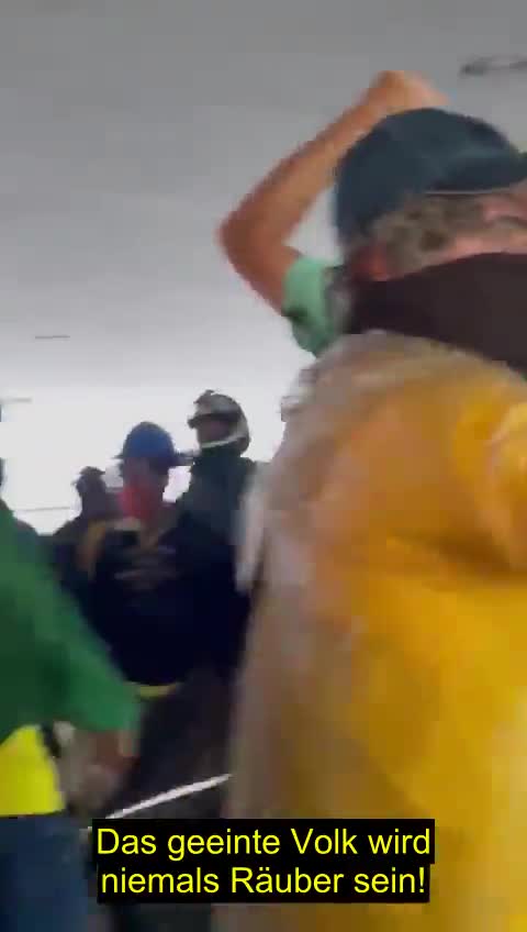 Bolsonarists are building a human shield