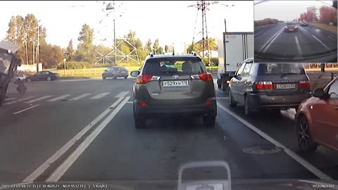 Tractor Loses A Wheel