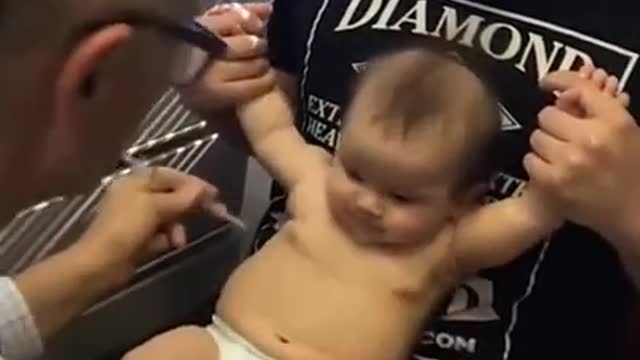 Funny video, Doctor playing cute baby.