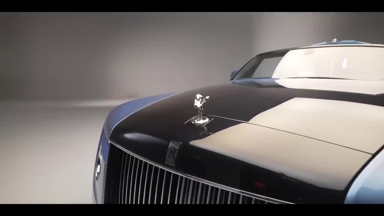 Exploring the world most expensive car Rolls Royce boat tail