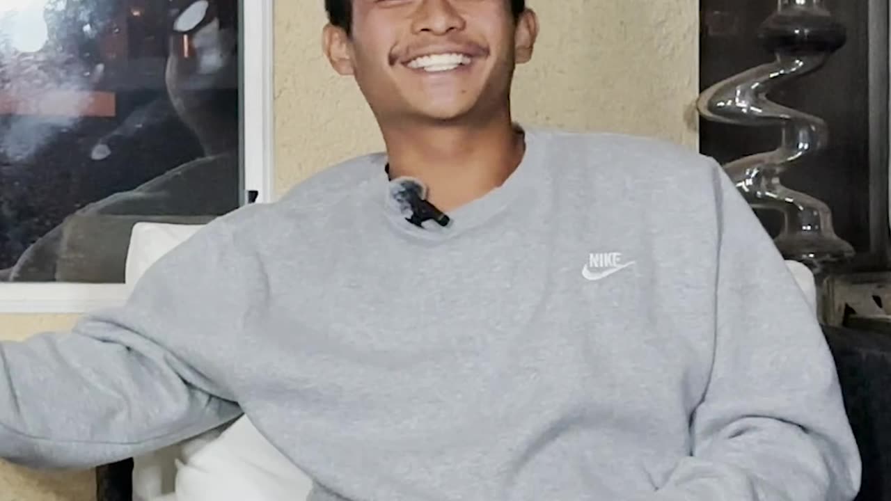 Eat the same meal everyday or eat a different meal everyday