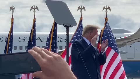 Happy early Thanksgiving President Trump, First Lady and Family.