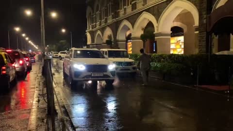 INDIA's RICHEST Man Mukesh AMBANI's Car Convoy | 2 Rolls-Royce and 4 G-Wagon Escort