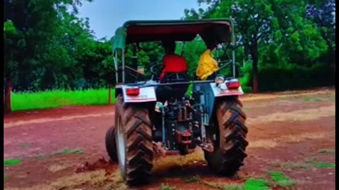 Trctor indian eicher company tractor