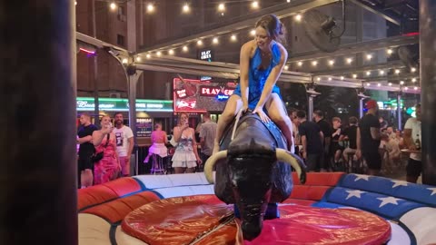 GIRL TAKE ON THE BULL! Benidorm Bull Ride. Mechanical Bull EPIC FAIL