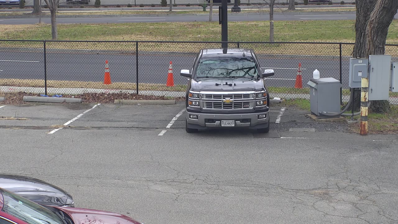 4402LOTS00Lot7Northeast_2021-01-06_13h26min57s487ms.mp4