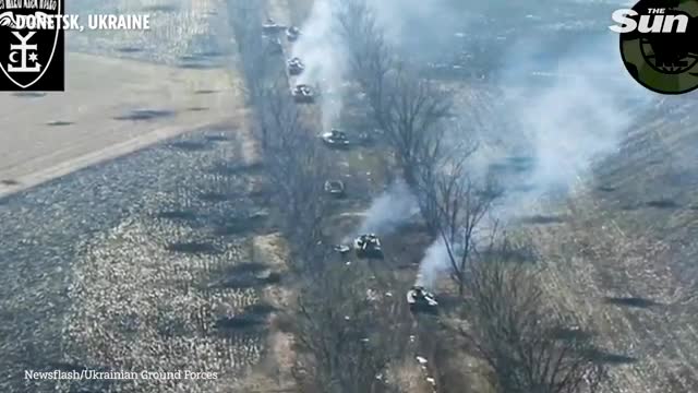 Entire column of Russian tanks destroyed by Ukrainian forces in Donetsk