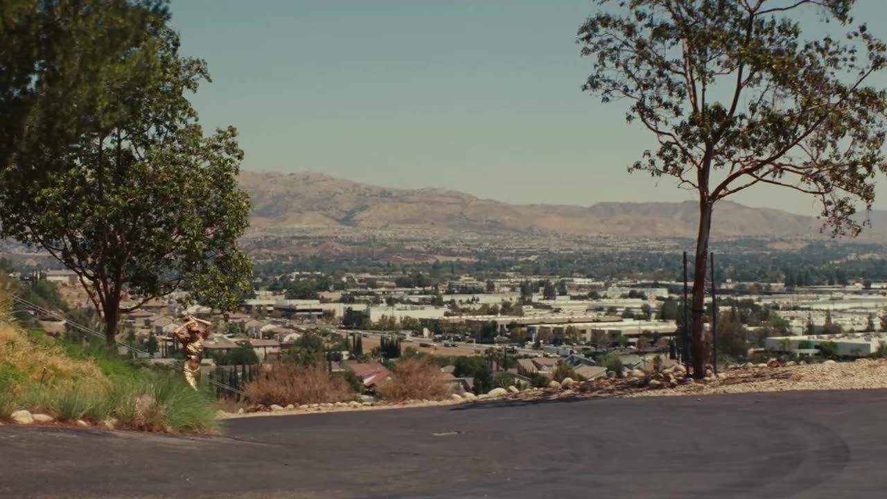 EndlessSummerVacation #MileyCyrus #FlowersListen to & Download “Flowers”