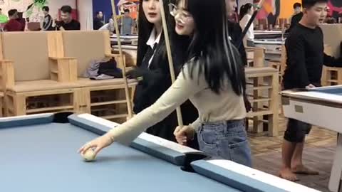 Skill girl billiard