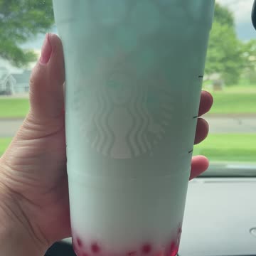 Starbucks has boba now!