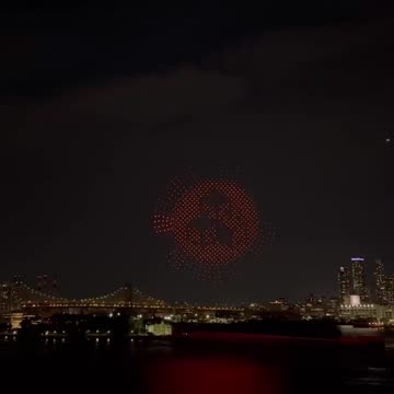 Drony rozsvěcují oblohu nad New Yorkem v rámci zasedání OSN a agendy NWO