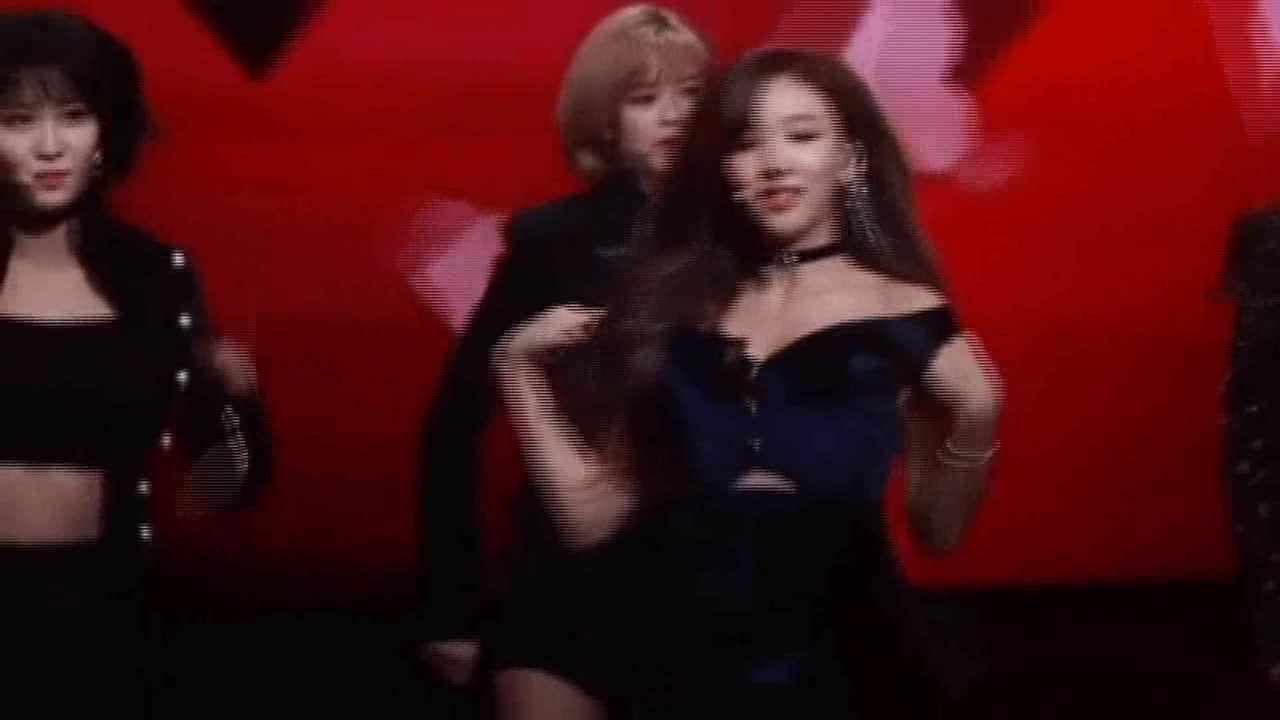 TWICE Nayeon Has Her Little Trick To Look Sexy?