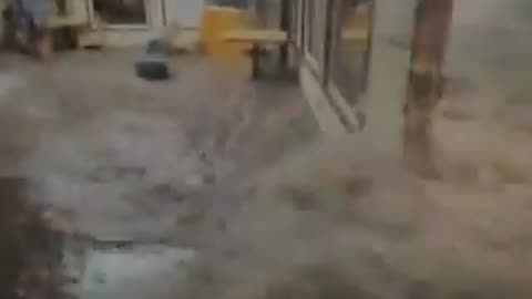 Gigantic waves flood US military base on Marshall Islands due to their immense size.