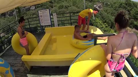 Banana curve water slide - Aqualand