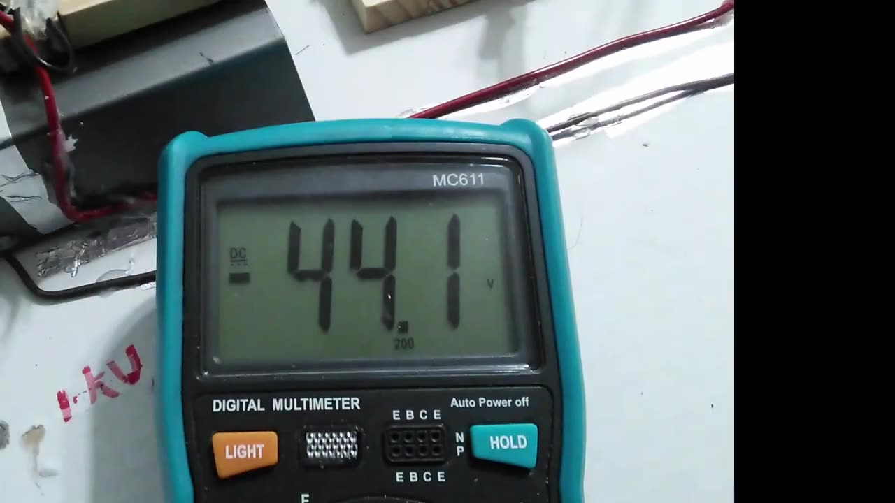 QEG In Self Oscillation