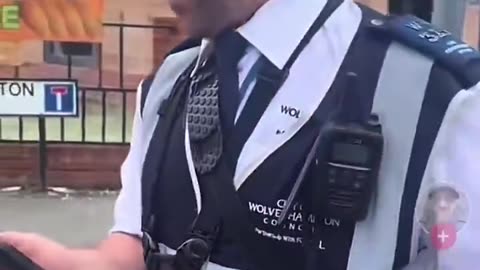 UK Muslim Sounds Like A democrat