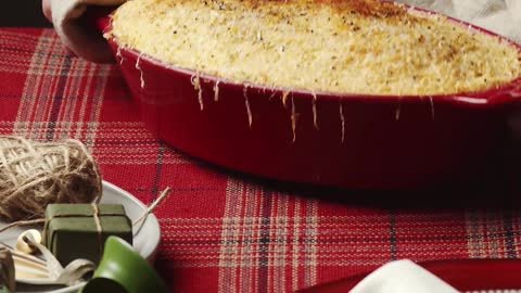 Shepherds Pie on Christmas Table