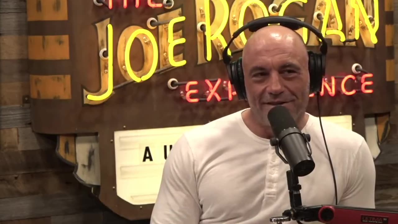 Joe Rogan explains how Big Pharma and Regime Media have created a sick country