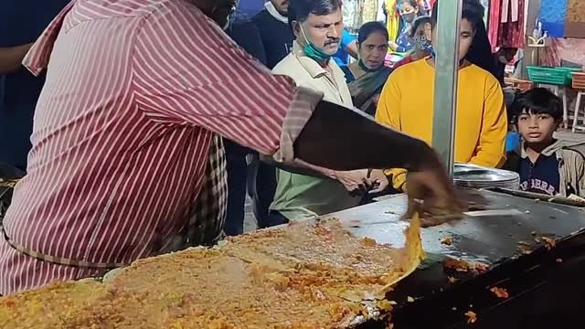 Mumbai's Famous Rajnikant Style Dosa!