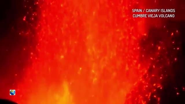 You have never seen anything like it: Lava tsunami covers the island