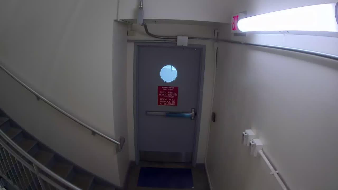 6129RHOBSBRSBST4Stairwell4_2021-01-06_13h00min01s207ms.mp4