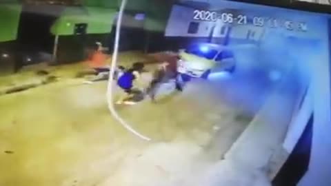 Video: Una pareja habría asesinado a un hombre en la noche del domingo en Piedecuesta